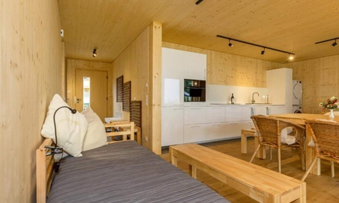 Reit im Winkl Apartment | Chalet on the Lofer, 2 separate bedrooms