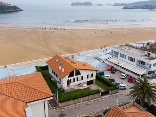 Suances Apartment | Chalet Rompeolas