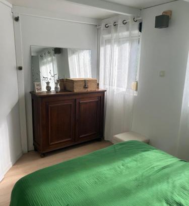 Fayet Apartment | Chalet sur terrain arboré