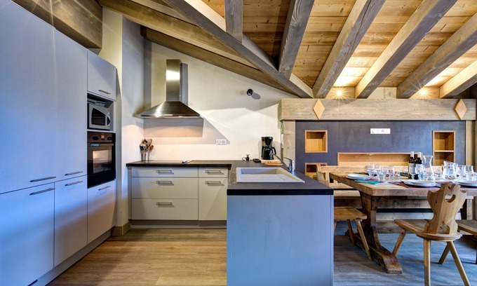 Val-d'Isere Ski Chalet | Chalet Sylvie - Val d’Isere