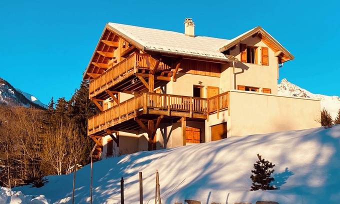 Monetier-les-Bains Ski Chalet | Chalet Takayama * Monêtier les Bains/Sauna-Hammam -View Ecrins National Park