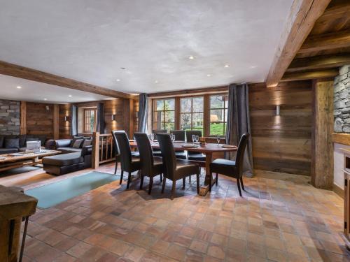 Le Raffort Ski Chalet | Chalet Traditionnel à Méribel avec Jacuzzi, Sauna et Accès Direct aux Pistes - FR-1-566-23