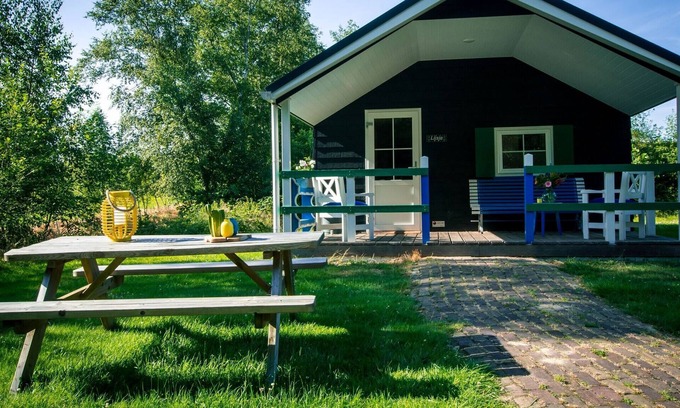 IJhorst Ski Chalet | Chalet with dishwasher, in natural environment