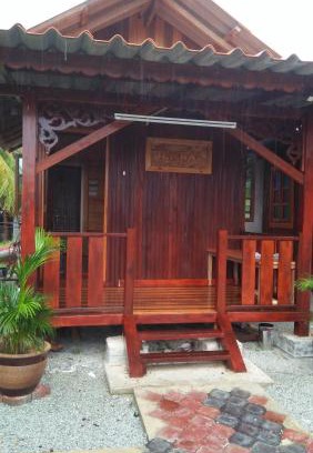 Kampung Semut Api Hotel | Challet Jembal