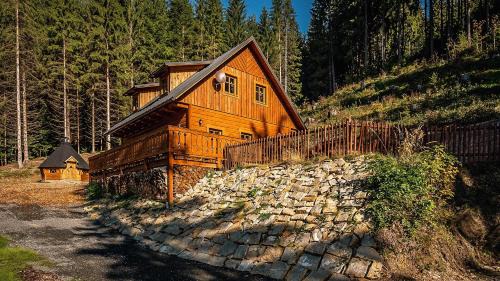 Velke Karlovice Cabin | Chalupa na Leskové