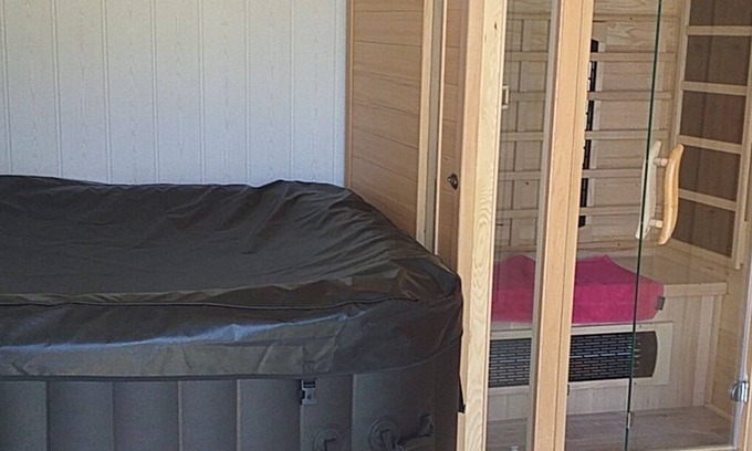 Saint-Vivien-de-Medoc House | Chambre Double Independante