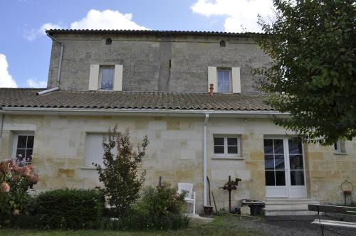 Ludon-Medoc House | Chambres d'Hotes La Mouline