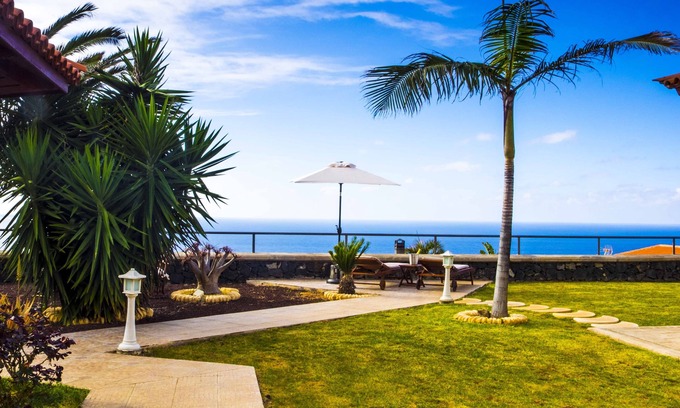 Juan Fernandez House | Charly villa. Villa with sea and Teide views