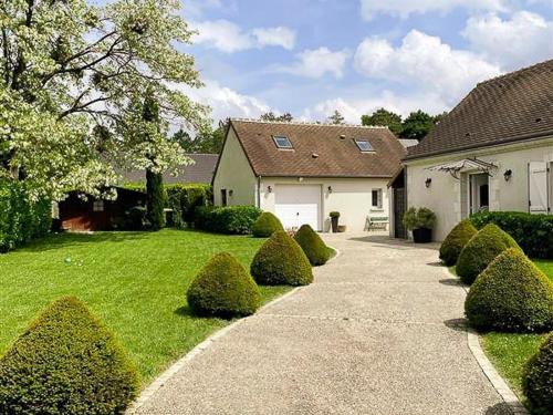 Chailles House | Charmant gîte à Chailles près de Blois avec jardin et WIFI - FR-1-491-468