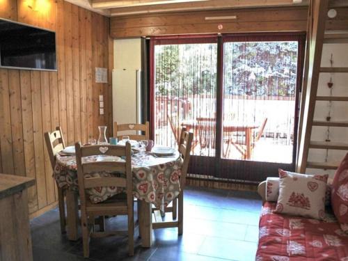 Morzine Apartment | Charmant studio cabine avec mezzanine au centre de Morzine, idéal pour 6 personnes - FR-1-524-125