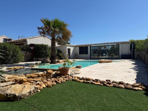Uchaux House | Charmant studio pour 2 personnes avec piscine Idéal pour une escapade relaxante