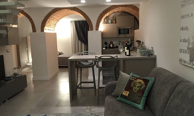 Citta Antica Apartment | Charme and Elegance in Verona. Two steps from historical centre