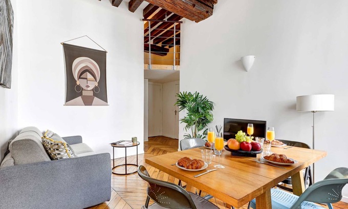 Les Halles Apartment | Charming 1BR by Centre Pompidou - Sleeps 4