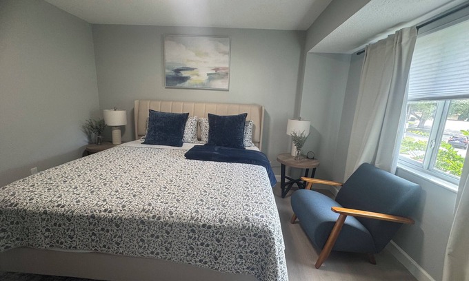 Winter Springs House | Charming 2-bedroom townhome in Winter Springs.