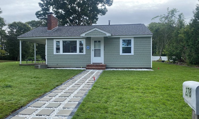 East Falmouth House | Charming 2-bedroom home with water views.