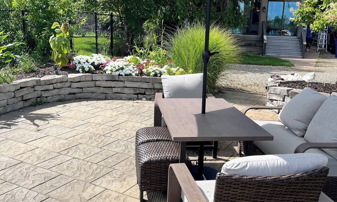 Battle Creek House | Charming 2-bedroom 2 bath lake house on Goguac Lake in Battle Creek with WiFi/AC