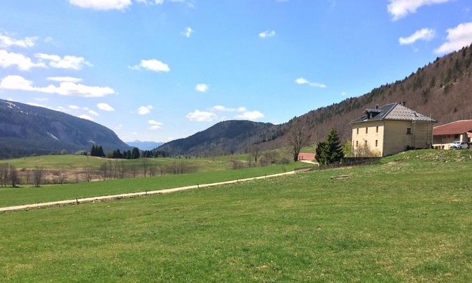 Lajoux Apartment | Charming 2-person gîte in the heart of the Haut-Jura mountains