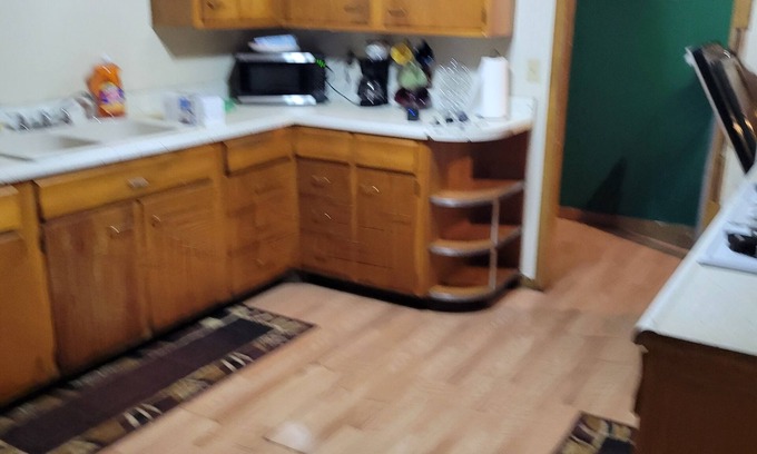 Oklahoma City House | Charming 3-bedroom house with AC and WiFi in terrific Oklahoma City