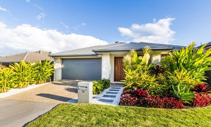 Dakabin House | Charming 3BR House in the Heart of Dakabin