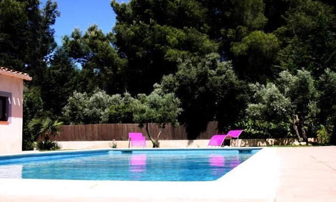 Velaux Apartment | Charming apt. sleeps 4, in Velaux between Aix-en-Provence and the Blue Coast