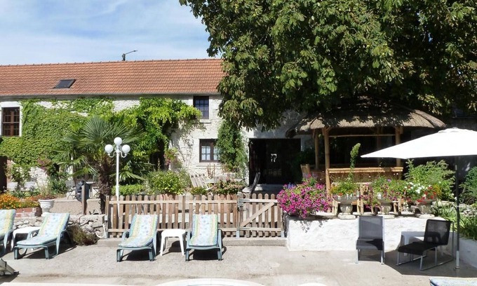 Tavers Bed & Breakfast | Charming B&B in the Land of Castles with Wi-Fi