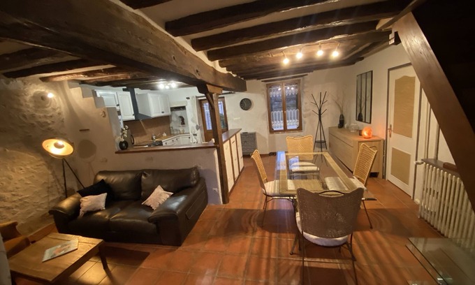 Seris Other | Charming cottage on the farm