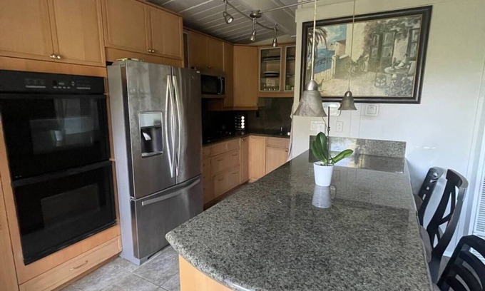 Point Loma Heights Cottage | Charming Cottage-Style Apartment in the Heart of Ocean Beach