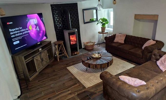 Taule House | Charming country house close to beaches and surrounding towns