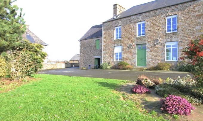 Vezins Cottage | Charming Family Home with Scenic View, Close to Mont St-Michel, Sleeps 14, Petanque, Kids' Area