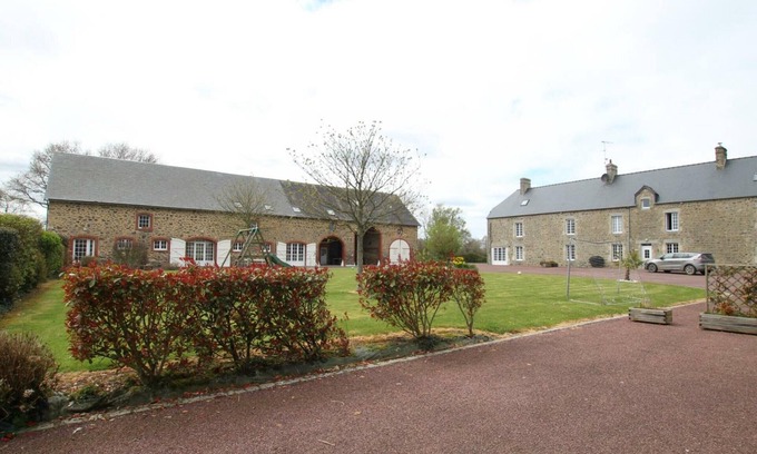 Feugeres Cottage | Charming Farmhouse Cottage with Shared Pool and Play Area in Cotentin