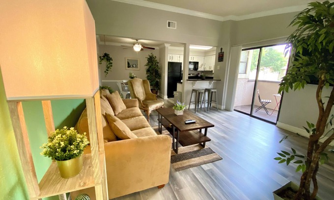Winter Park Apartment | Charming Flat in Winter Park