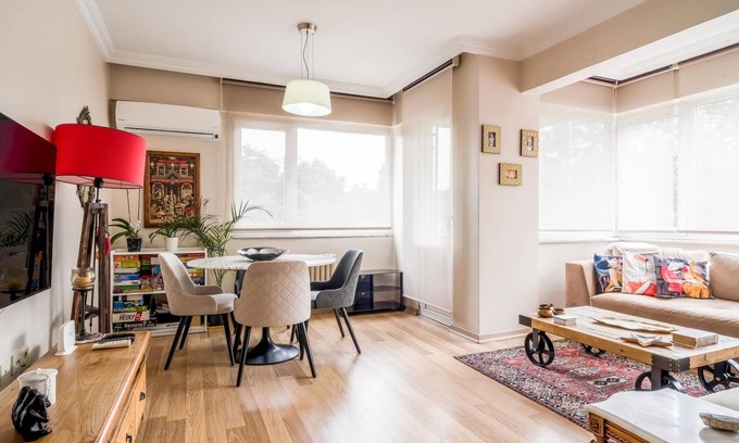 Besiktas Apartment | Charming Flat w Balcony 5 min to Zorlu Center