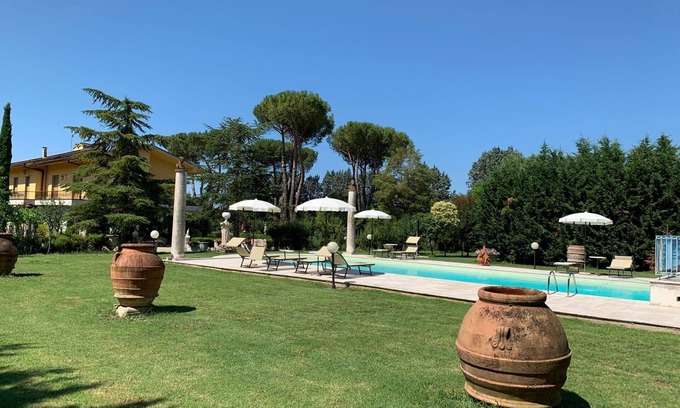Tregozzano Villa | Charming historic villa near Arezzo, with private pool adorned with marble, centuries-old park, and