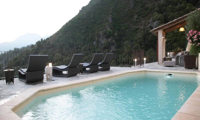 Mazzola Apartment | Charming holiday home in Mazzola with sauna