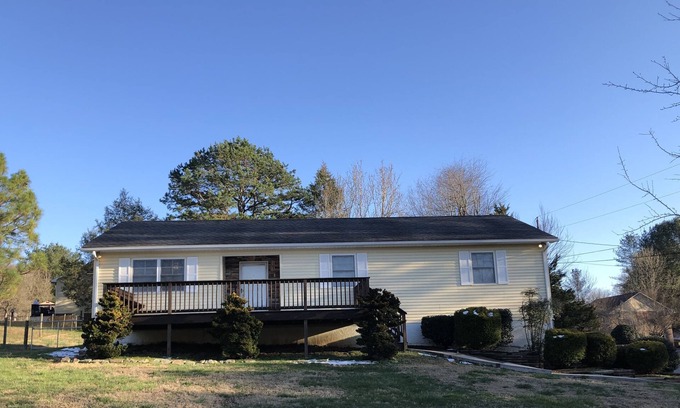 Cookeville House | Charming Home in a Safe and Quiet Neighborhood Convenient to Town