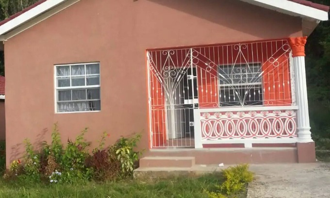 Salt Gut House | Charming house in delightful Boscobel with AC, WiFi. quiet neighborhood,
