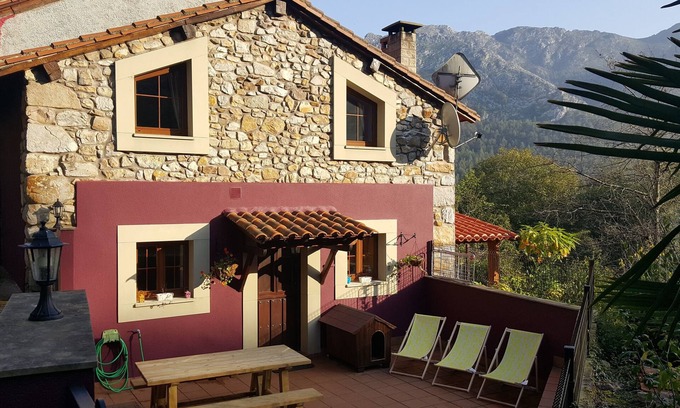 Prado House | Charming House in Ribadesella. Sea and mountain 2 to 5 people