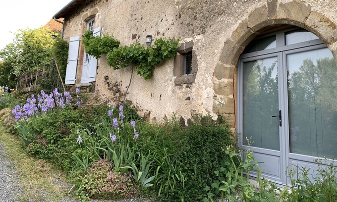 Bassin de Brive House | Charming house overlooking the countryside