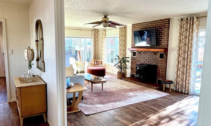 Gardnerville House | Charming house, prime neighborhood, 30 day minimum