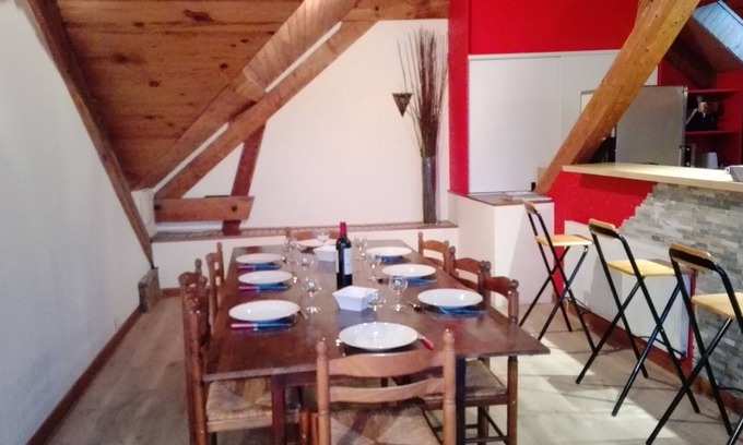 Duingt Apartment | Charming lakeside apartment with private beach ANNECY