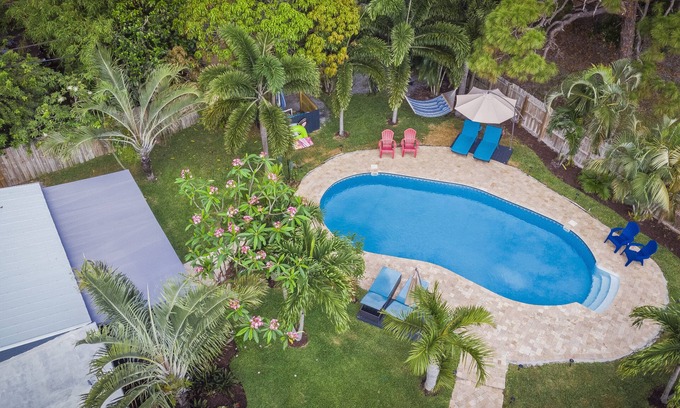 South Middle River Cottage | Charming Oasis with a Pool