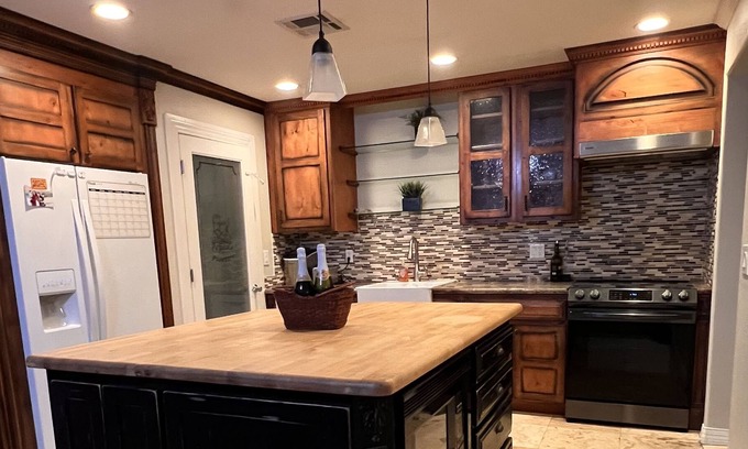 Alhambra House | Charming Phoenix Home!