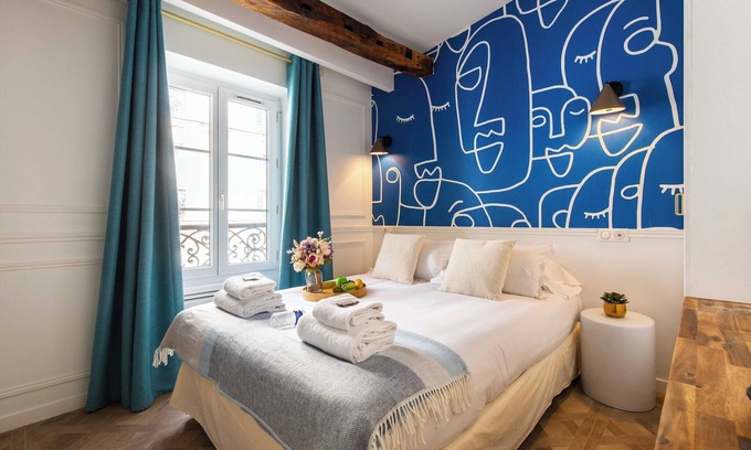 Quartier de Rochechouart Apartment | Charming private room in Pigalle