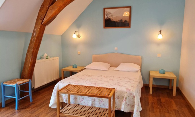 Cravant Bed & Breakfast | Charming renovated farmhouse in Beauce, 4 spacious rooms, near Loire Castles