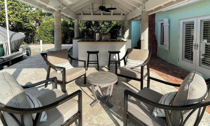 Key Largo Cottage | Charming Seaside Getaway with All the Comforts of Home