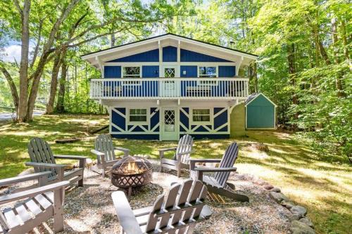 Moultonborough House | Charming Swiss Chalet Fire Pit Beach Access