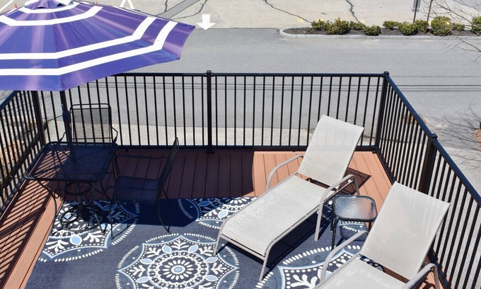 Ogunquit Apartment | Charming Terrace Suite/Ogunquit/Ideal for Couples