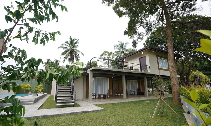 Unawatuna Villa | Charming Villa in Talpe Sri Lanka close to Beach with Private Swimming Pool