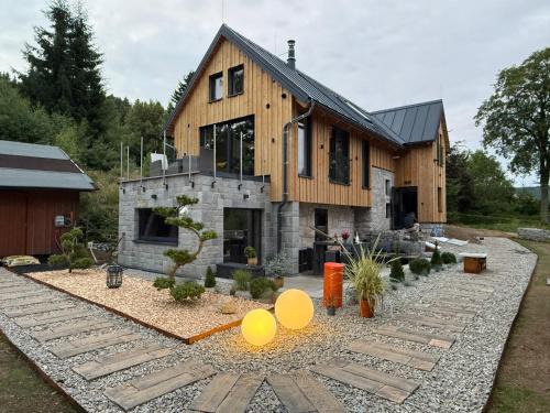 Jiretin pod Bukovou Ski Chalet | Chata u Jelenů