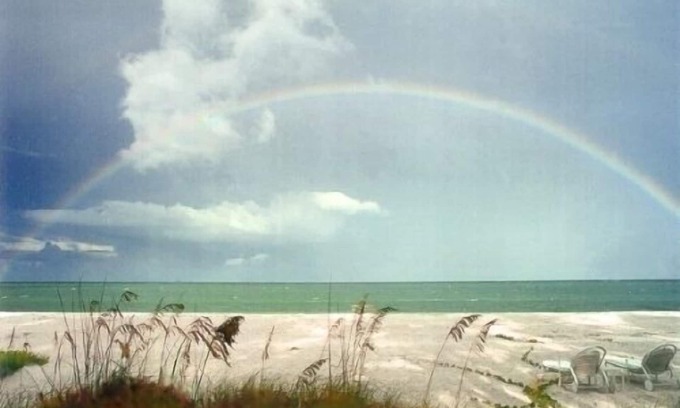 Wulfert House | Chateau Blanc Beautiful Captiva Beachfront Home Pet friendly ,